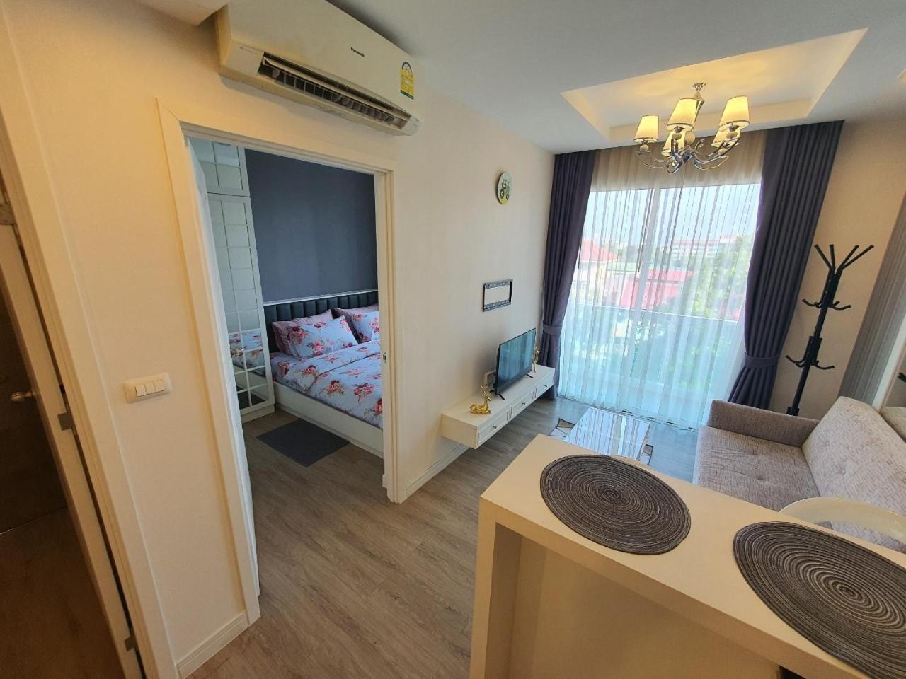 Hill & Sea Balcony 1 Bedroom & 1 Living Room @Blu X Bang Saen Luaran gambar